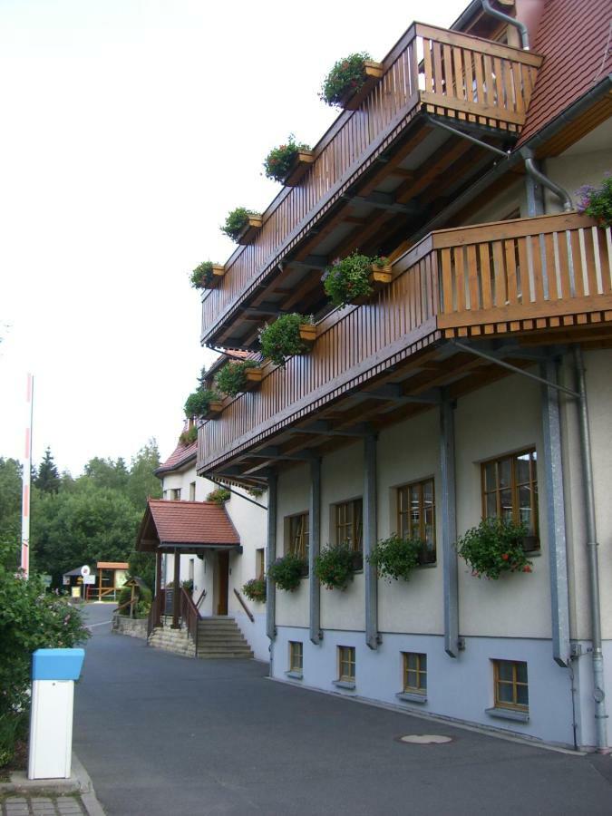 Hotel Rübezahlbaude Großschönau Exterior foto